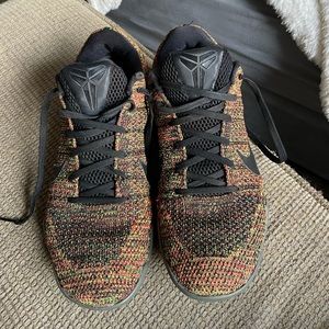 Kobe 11 size 11 men’s